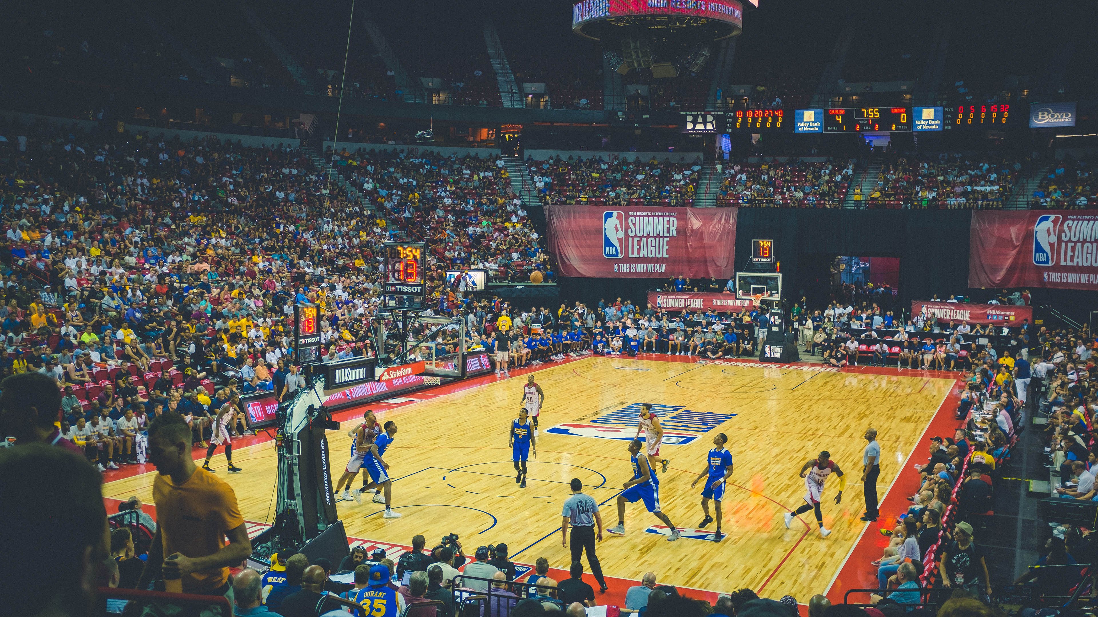 一号位阿门崛起！杜兰特轻松打卡，火箭飞跃三连胜的秘密揭秘